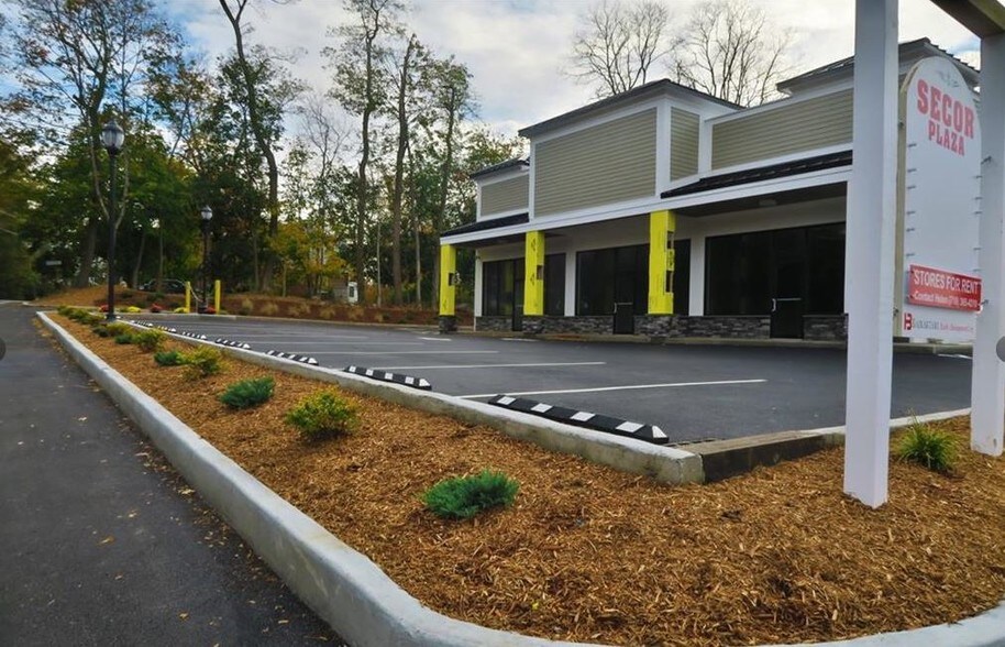 More Photos Of 45 Secor Rd, Mahopac Restaurant For Lease