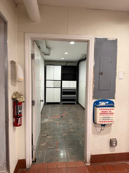 More Photos Of 3129 W Sunset Blvd, Los Angeles Apartments For Lease