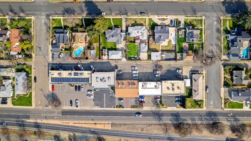More Photos Of 1620 W Mineral King Ave, Visalia Office For Sale