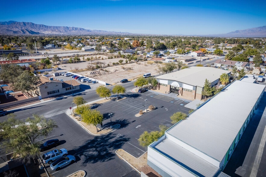 More Photos Of 3250 N Bronco St, Las Vegas General Retail For Sale