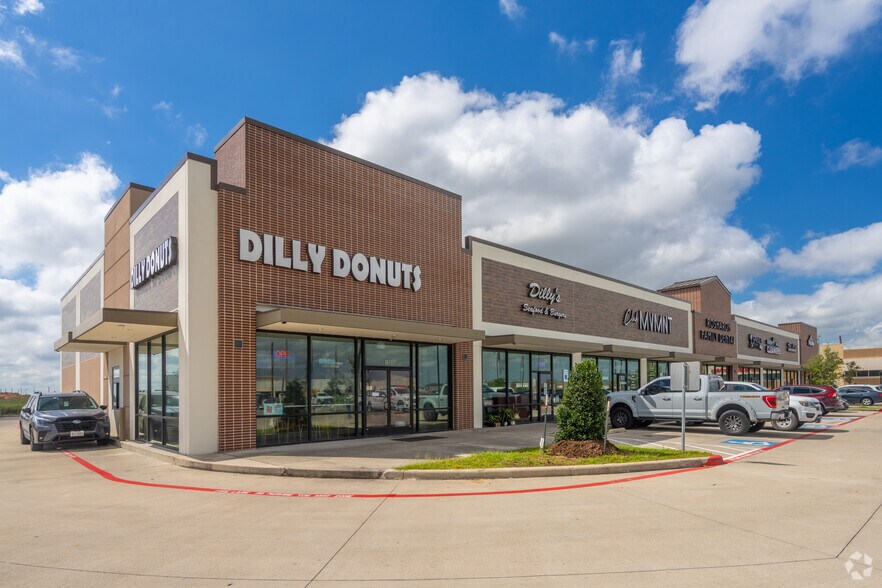 More Photos Of 3244 Meridiana Pky, Rosharon Storefront For Sale