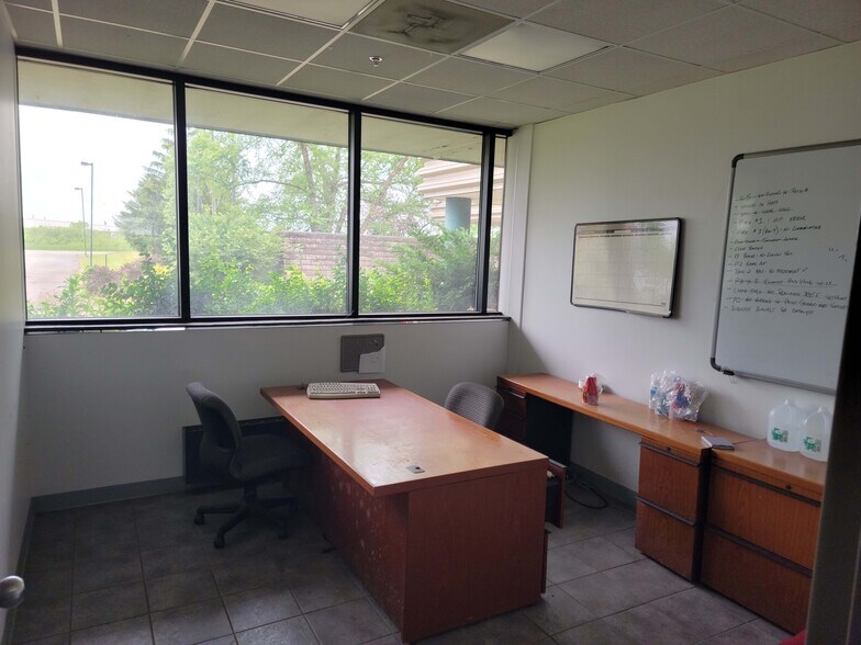 More Photos Of 917 Liechty Rd, Berne Office For Lease