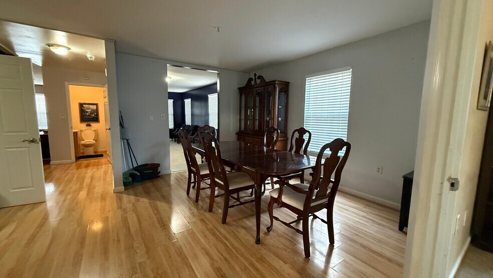 More Photos Of 5212 Astor Pl SE, Washington Assisted Living For Lease