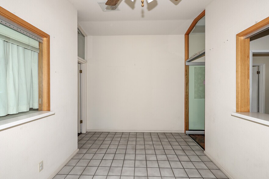 More Photos Of 5320 State Highway 49, Mariposa Office Residential For Sale