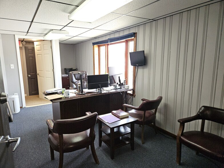 More Photos Of 3200 Woodville Rd, Northwood Loft Creative Space For Sale