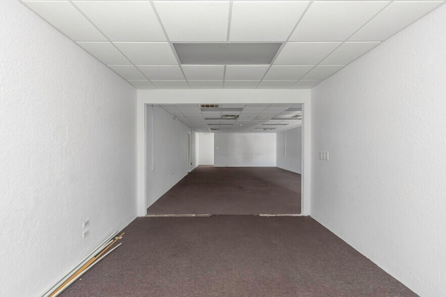 More Photos Of 1915 E Bay Dr, Largo General Retail For Sale