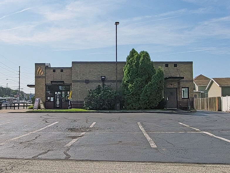 More Photos Of 1010 Peninsula Dr, Erie Fast Food For Sale