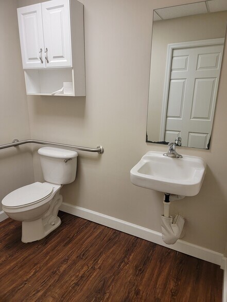 More Photos Of 11760 W Sample Rd, Coral Springs Office For Lease