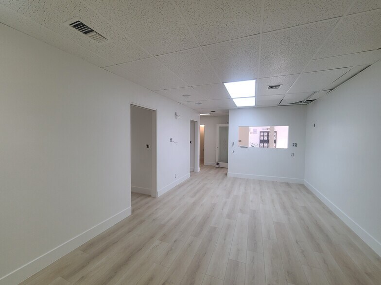 More Photos Of 231 N Indian Hill Blvd, Claremont Medical For Lease