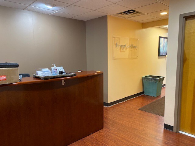 More Photos Of 670 Bergen Blvd, Ridgefield Medical For Sale