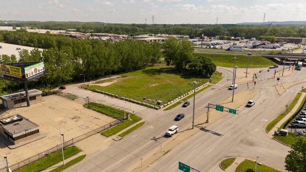 More Photos Of 6900 E Front St, Kansas City Land For Sale