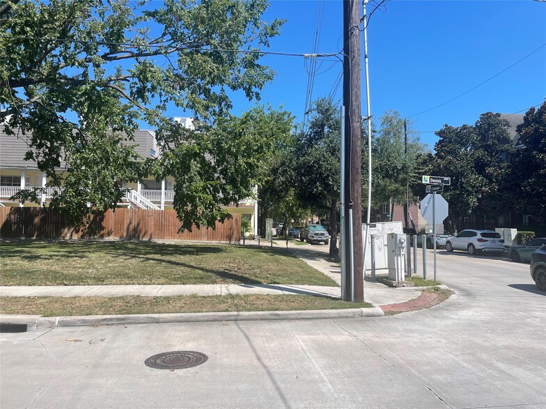 Primary Photo Of 2002 Genesee St, Houston Land For Sale