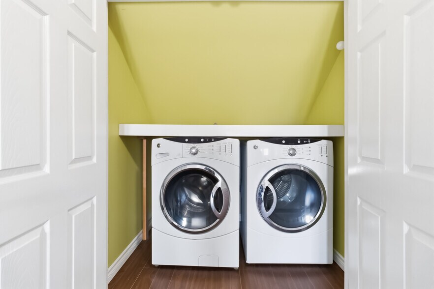 More Photos Of 250 Plains Rd W, Burlington Multifamily For Sale