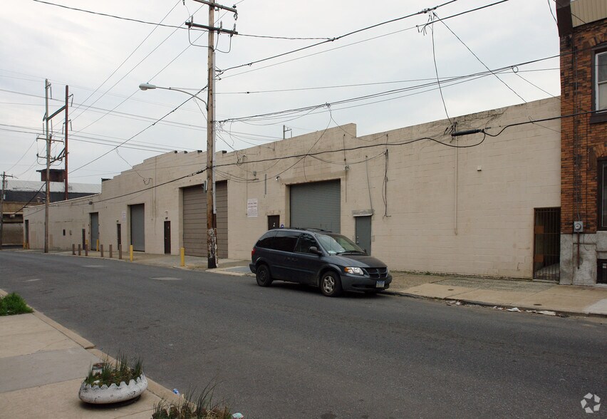 More Photos Of 2501 Wharton St, Philadelphia Warehouse For Lease
