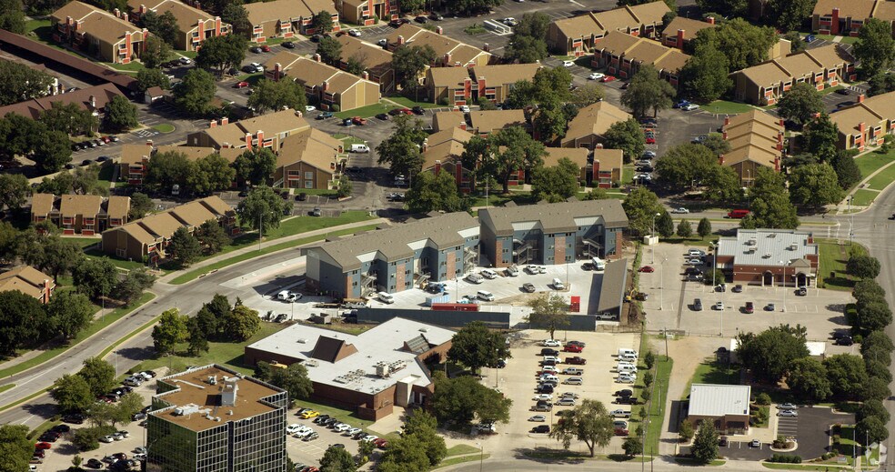 More Photos Of 429 W Central Ave, Wichita Apartments For Sale