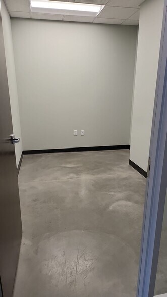 More Photos Of 3150 Rogers Rd, Wake Forest Medical For Sale