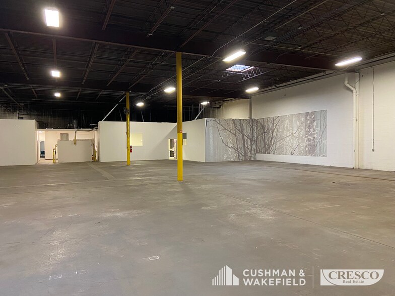 More Photos Of 4770 Van Epps Rd, Cleveland Warehouse For Lease