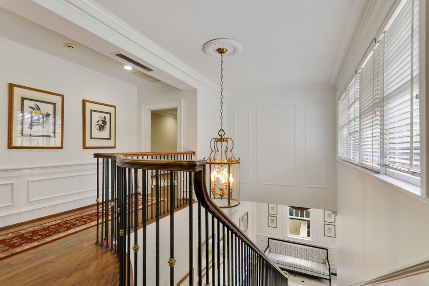 More Photos Of 1189 S Ponce de Leon Ave NE, Atlanta Office For Sale