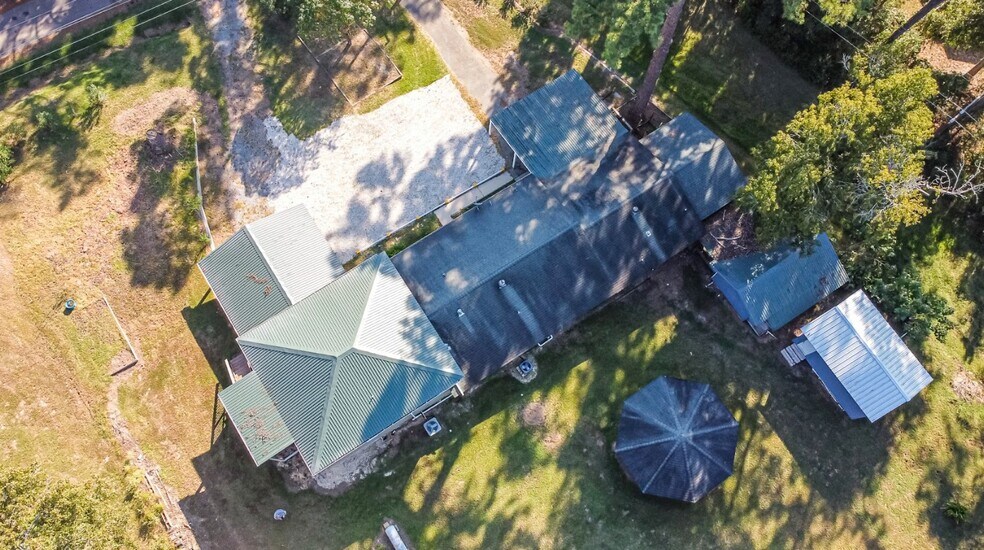 Primary Photo Of 229 Bishop, Livingston Apartments For Sale