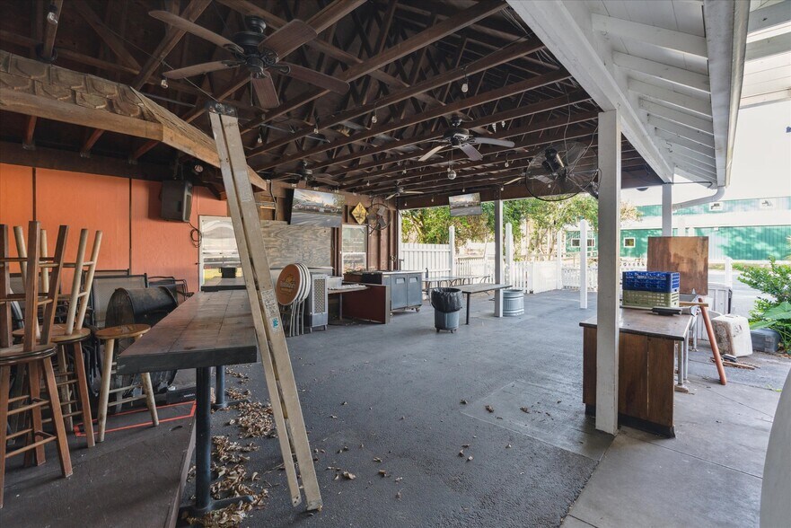 More Photos Of 115 NW 1st St, Trenton Restaurant For Sale