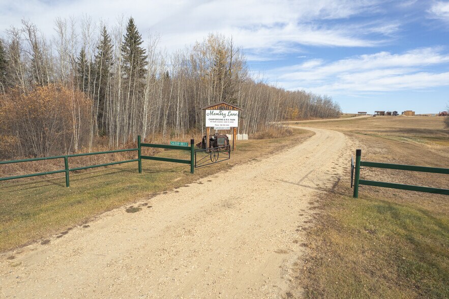 More Photos Of 56309 Range 13 rd, Onoway Trailer Camper Park For Sale