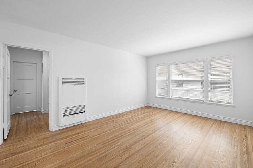 More Photos Of 1458 E Wilson Ave, Glendale Apartments For Sale