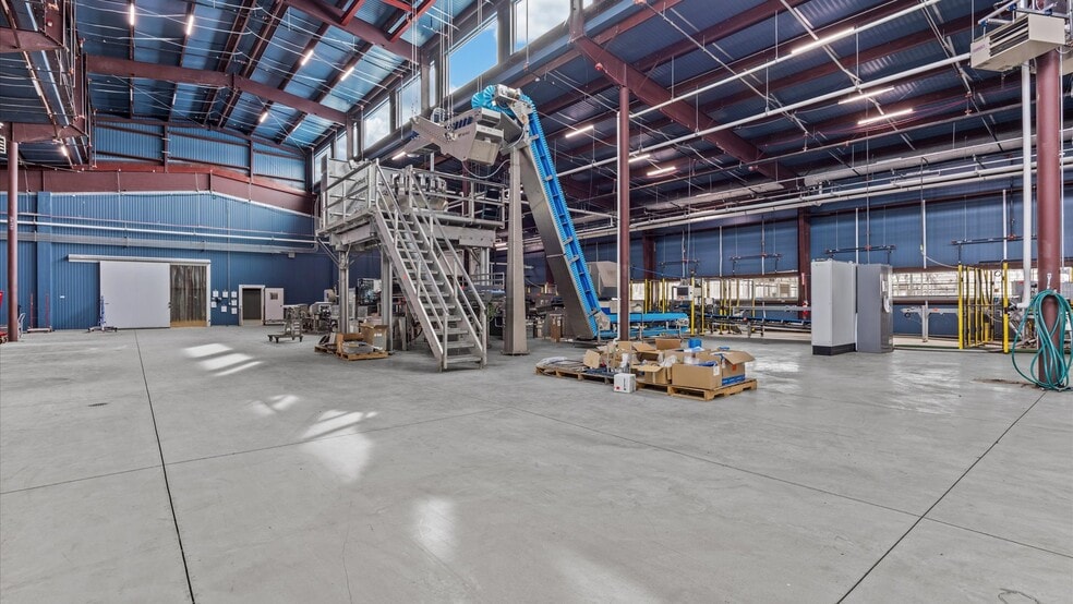 More Photos Of 584 County Road 331, Silt Distribution For Sale