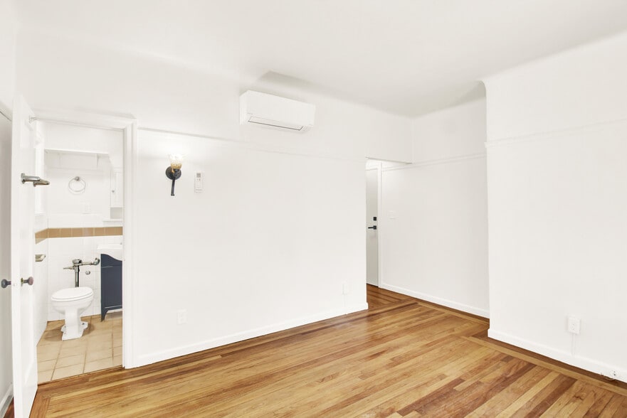 More Photos Of 1517 17th St, Sacramento Apartments For Sale