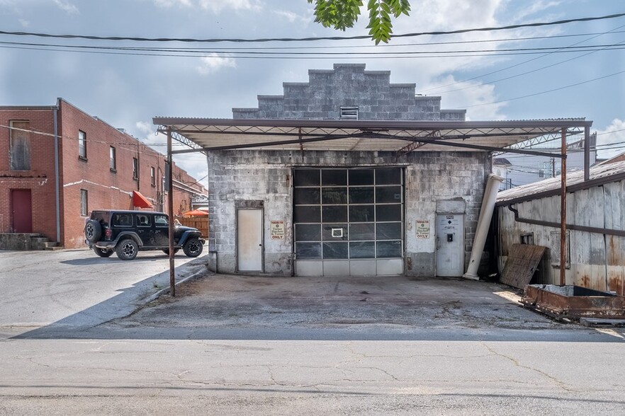 Primary Photo Of 48 Alley St, Murphy Storefront Retail Office For Sale