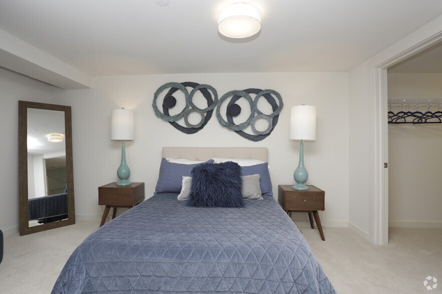 More Photos Of 174 E Main St, Spartanburg Apartments For Lease