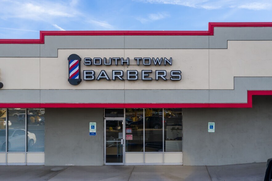 More Photos Of 6401-6485 S Virginia St, Reno Unknown For Lease