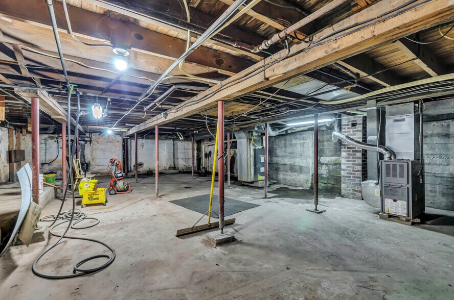 More Photos Of 2867-2969 Niagara St, Tonawanda Apartments For Sale