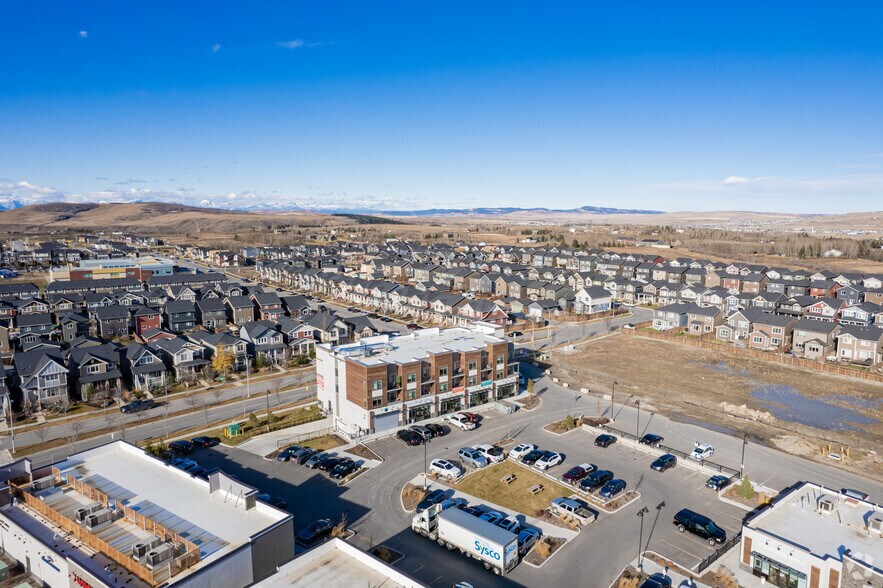 More Photos Of 50 Fireside Gate, Cochrane Apartments For Lease