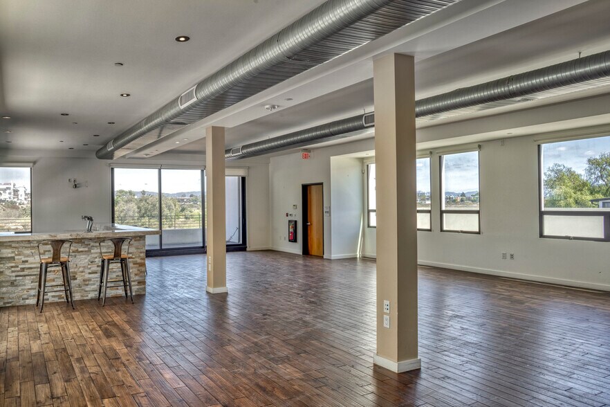 More Photos Of 315 Culver Blvd, Playa Del Rey Unknown For Lease