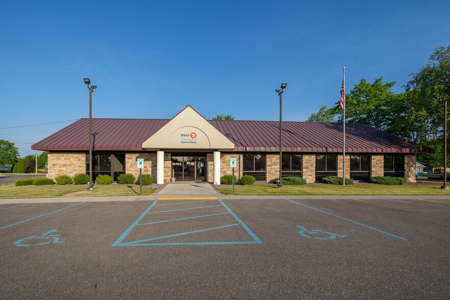 More Photos Of 2851 Post Rd, Plover Bank For Sale