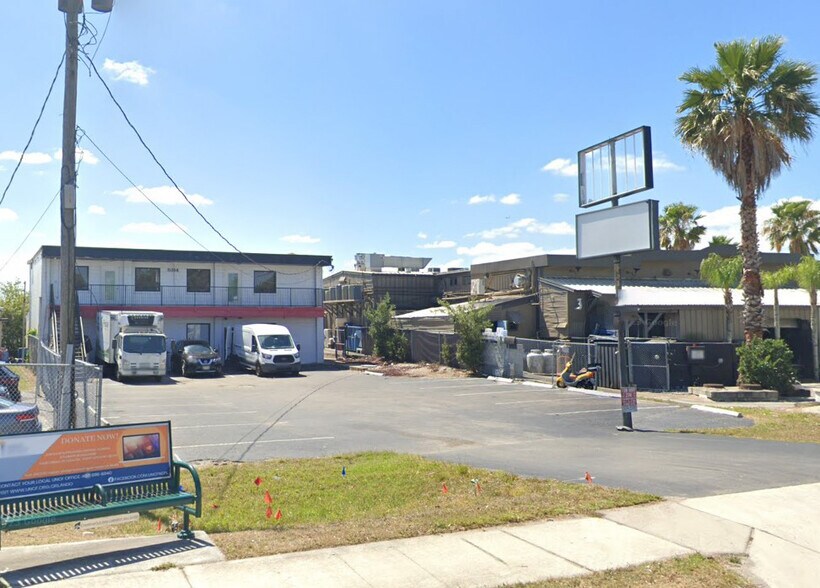 More Photos Of 5300-5310 E Colonial Dr, Orlando Restaurant For Sale