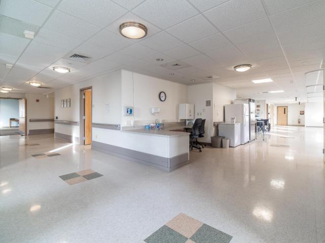 More Photos Of 10 Timberview Ln, Russell Medical For Sale