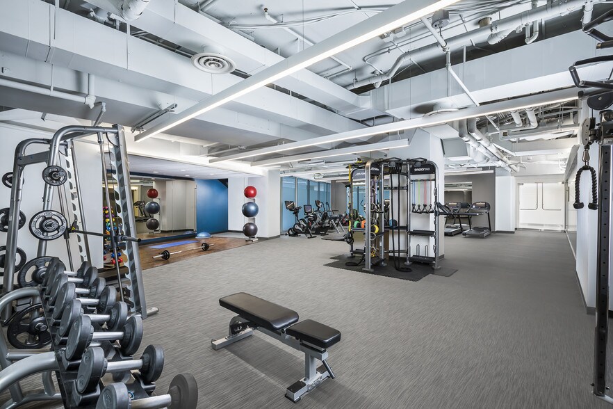 More Photos Of 1201 Pennsylvania Ave NW, Washington Office For Lease