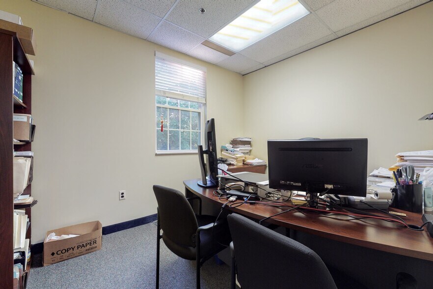 More Photos Of 2 Forest Ave, Oradell Medical For Sale