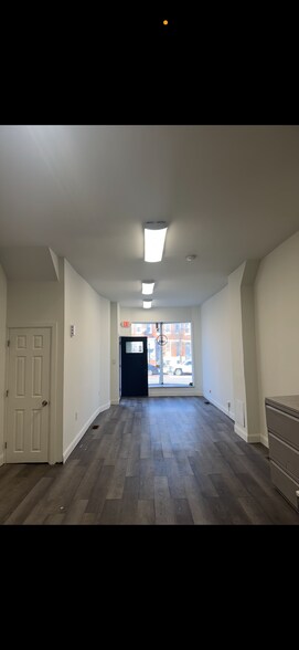 More Photos Of 1839 W North Ave, Baltimore Storefront Retail Office For Lease