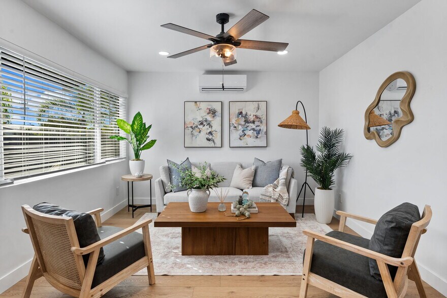 More Photos Of 4286 Samoset Ave, San Diego Multifamily For Sale