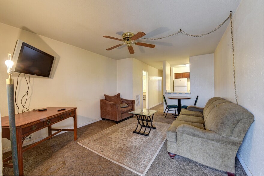 8415 Airline Hwy, Metairie, LA 70003 Apartments For Sale