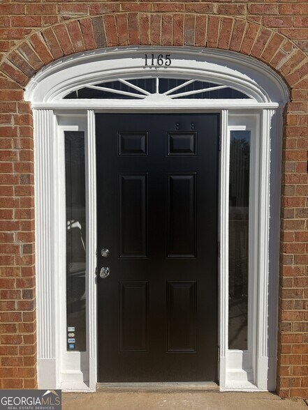 More Photos Of 1165 Cedar Shoals Dr, Athens Loft Creative Space For Sale