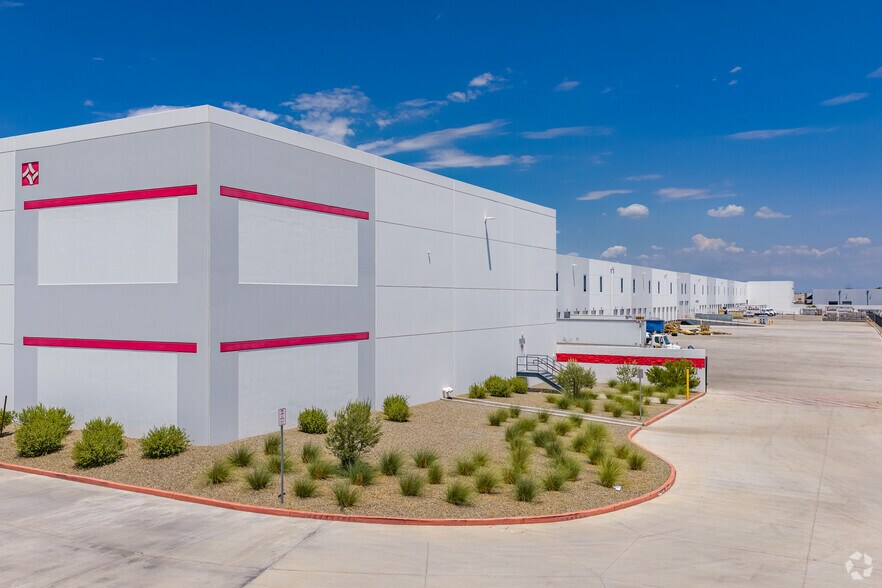 More Photos Of 5501 W Roosevelt St, Phoenix Unknown For Lease