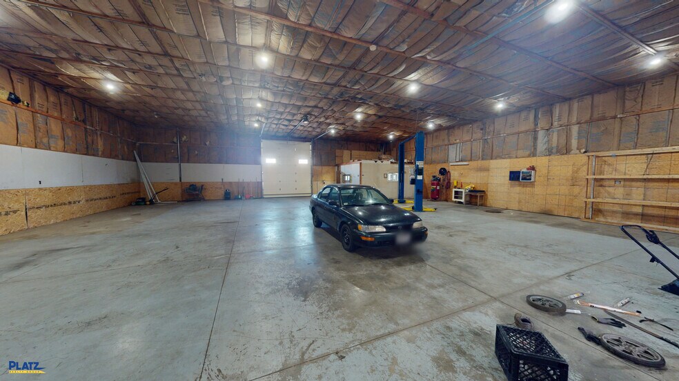 More Photos Of 2000 Mccartney Rd, Campbell Warehouse For Sale