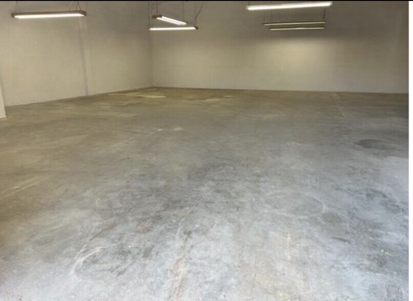 More Photos Of 12455 Branford St, Pacoima Warehouse For Sale