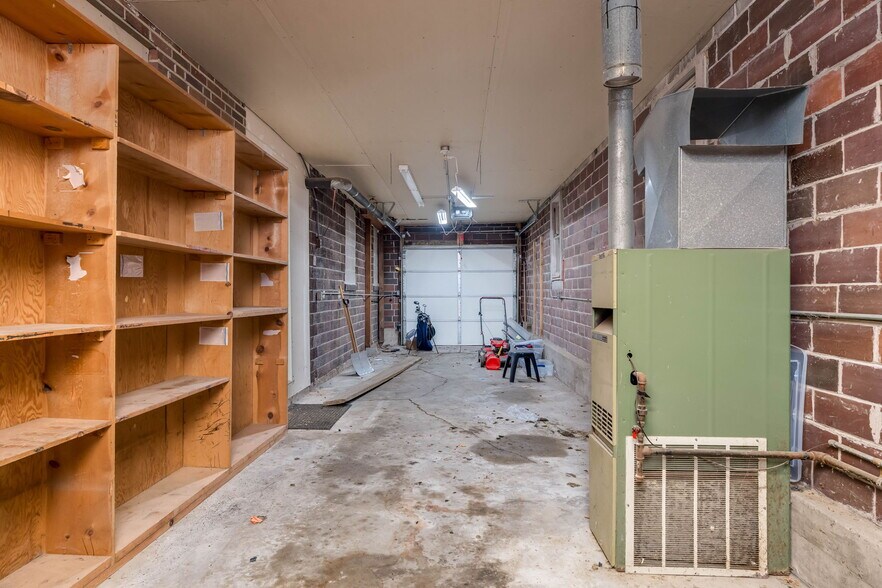 More Photos Of 110 S Broad St, Mankato Office For Lease