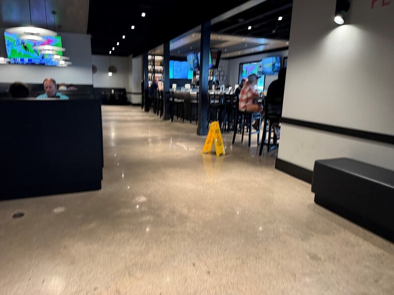 More Photos Of 241 Eastern Byp, Richmond Restaurant For Sale