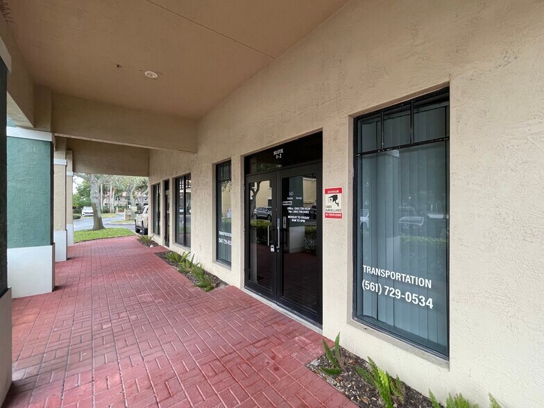 More Photos Of 7721 N Military Trl, West Palm Beach Medical For Lease