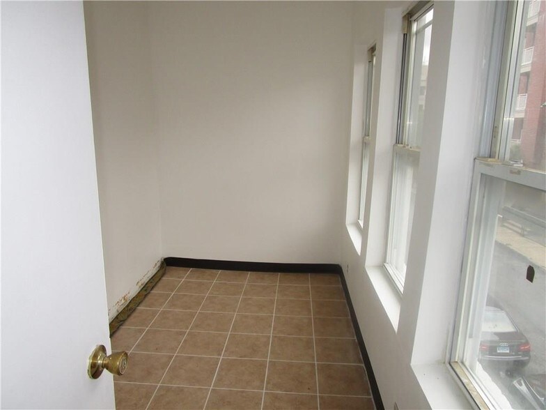 More Photos Of 3022 Brighton 8th St, Brooklyn Apartments For Sale